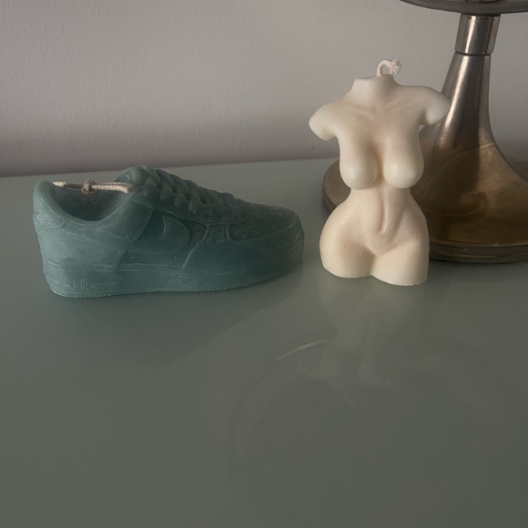 Candles - Picture 1 of 6